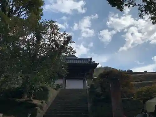 見性寺の山門