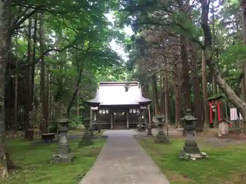 横浜八幡神社の本殿