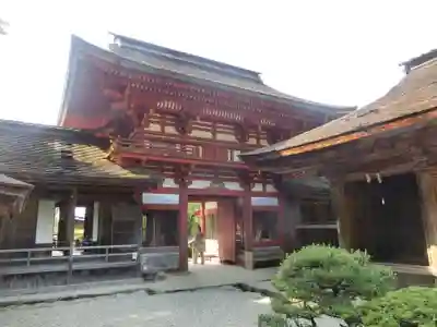 吉野水分神社(吉野町)の山門・神門