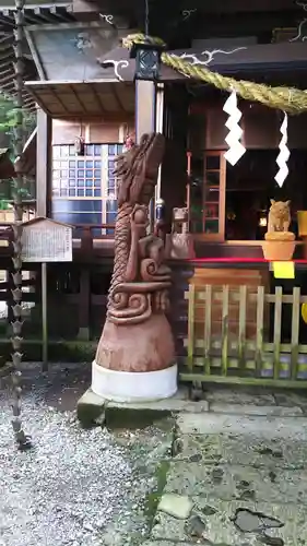 日光大室高龗神社の狛犬