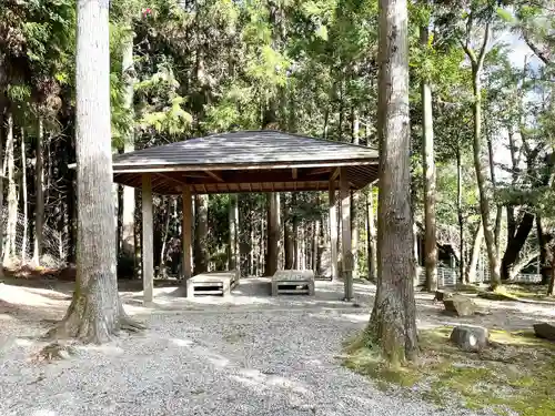 高坂神社の建物その他