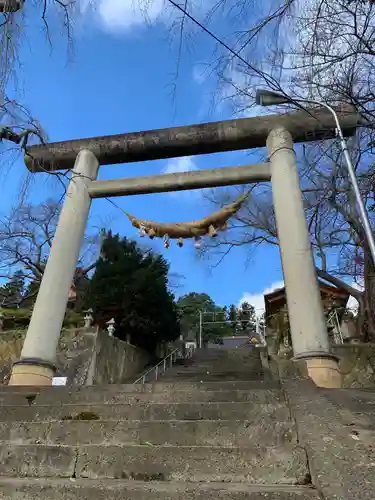 烏帽子山八幡宮の鳥居