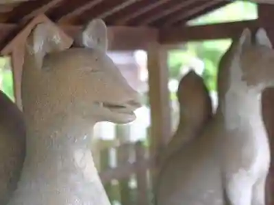 松江城山稲荷神社の狛犬