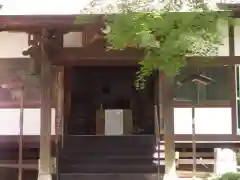 長根寺の本殿