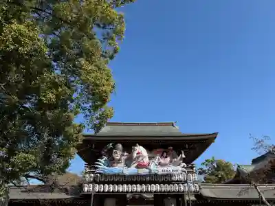 寒川神社の{uncategorized: "未分類", other: "その他", undefined: "問題あり", building: "その他建物", grave: "お墓", sacred_gate: "鳥居", guardian: "狛犬", statue: "像", buddha: "仏像", history: "歴史", nature: "自然", garden: "庭園", animal: "動物", pagoda: "塔", temizu: "手水舎", mountain_gate: "山門・神門", sanctuary: "本殿・本堂", subordinate: "末社・摂社", art: "芸術", scenery: "景色", jizo: "地蔵", ema: "絵馬", goshuin: "御朱印", omikuji: "おみくじ", items: "授与品その他", amulet: "お守り", goshuincho: "御朱印帳", eats: "食事", festival: "お祭り", votive_dance: "神楽", shichigosan: "七五三参", wedding: "結婚式", experience: "体験その他", initially: "初詣", around: "周辺", anti_infection: "感染症対策"}