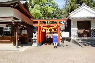 挙母神社の末社・摂社
