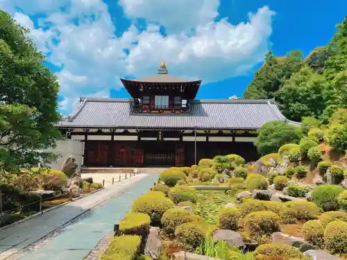 東福禅寺（東福寺）の{uncategorized: "未分類", other: "その他", undefined: "問題あり", building: "その他建物", grave: "お墓", sacred_gate: "鳥居", guardian: "狛犬", statue: "像", buddha: "仏像", history: "歴史", nature: "自然", garden: "庭園", animal: "動物", pagoda: "塔", temizu: "手水舎", mountain_gate: "山門・神門", sanctuary: "本殿・本堂", subordinate: "末社・摂社", art: "芸術", scenery: "景色", jizo: "地蔵", ema: "絵馬", goshuin: "御朱印", omikuji: "おみくじ", items: "授与品その他", amulet: "お守り", goshuincho: "御朱印帳", eats: "食事", festival: "お祭り", votive_dance: "神楽", shichigosan: "七五三参", wedding: "結婚式", experience: "体験その他", initially: "初詣", around: "周辺", anti_infection: "感染症対策"}