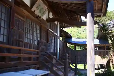 成相寺の本殿・本堂