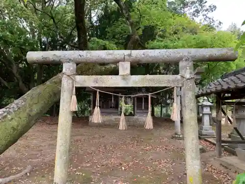 神明神社の鳥居