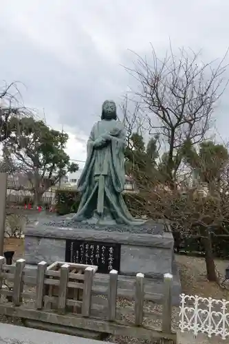 綱敷天満宮の像