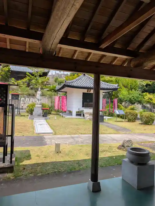 遍照寺法界院(岡山県)