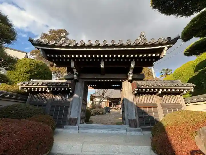 朝光寺の{uncategorized: "未分類", other: "その他", undefined: "問題あり", building: "その他建物", grave: "お墓", sacred_gate: "鳥居", guardian: "狛犬", statue: "像", buddha: "仏像", history: "歴史", nature: "自然", garden: "庭園", animal: "動物", pagoda: "塔", temizu: "手水舎", mountain_gate: "山門・神門", sanctuary: "本殿・本堂", subordinate: "末社・摂社", art: "芸術", scenery: "景色", jizo: "地蔵", ema: "絵馬", goshuin: "御朱印", omikuji: "おみくじ", items: "授与品その他", amulet: "お守り", goshuincho: "御朱印帳", eats: "食事", festival: "お祭り", votive_dance: "神楽", shichigosan: "七五三参", wedding: "結婚式", experience: "体験その他", initially: "初詣", around: "周辺", anti_infection: "感染症対策"}