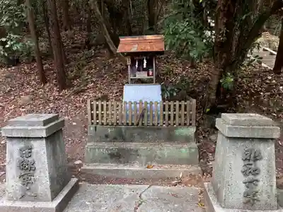 生石八幡神社の末社・摂社