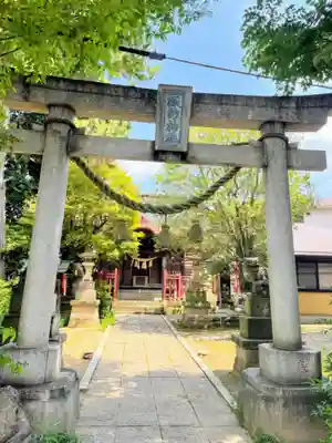 高津諏訪神社の鳥居