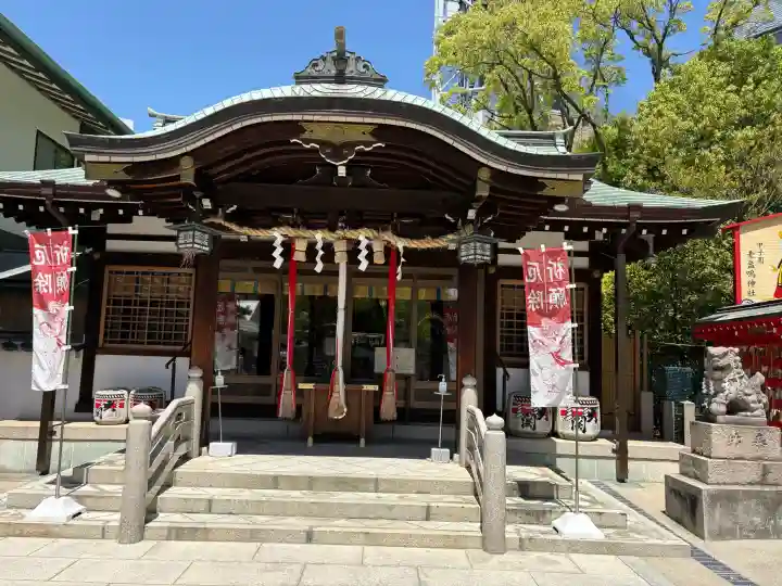 素盞嗚神社の{uncategorized: "未分類", other: "その他", undefined: "問題あり", building: "その他建物", grave: "お墓", sacred_gate: "鳥居", guardian: "狛犬", statue: "像", buddha: "仏像", history: "歴史", nature: "自然", garden: "庭園", animal: "動物", pagoda: "塔", temizu: "手水舎", mountain_gate: "山門・神門", sanctuary: "本殿・本堂", subordinate: "末社・摂社", art: "芸術", scenery: "景色", jizo: "地蔵", ema: "絵馬", goshuin: "御朱印", omikuji: "おみくじ", items: "授与品その他", amulet: "お守り", goshuincho: "御朱印帳", eats: "食事", festival: "お祭り", votive_dance: "神楽", shichigosan: "七五三参", wedding: "結婚式", experience: "体験その他", initially: "初詣", around: "周辺", anti_infection: "感染症対策"}