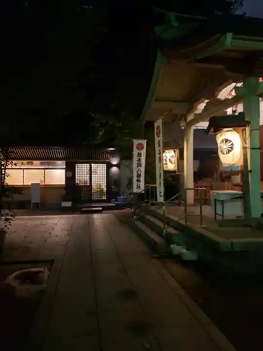 銀杏岡八幡神社の本殿・本堂