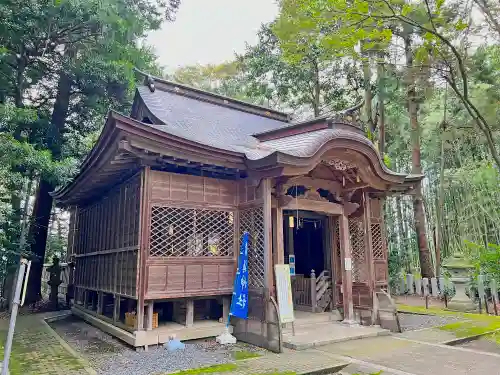 青海神社の本殿