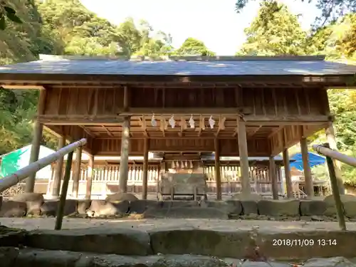 眞名井神社の本殿