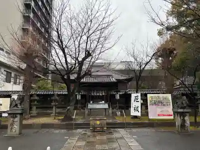 名古屋東照宮の{uncategorized: "未分類", other: "その他", undefined: "問題あり", building: "その他建物", grave: "お墓", sacred_gate: "鳥居", guardian: "狛犬", statue: "像", buddha: "仏像", history: "歴史", nature: "自然", garden: "庭園", animal: "動物", pagoda: "塔", temizu: "手水舎", mountain_gate: "山門・神門", sanctuary: "本殿・本堂", subordinate: "末社・摂社", art: "芸術", scenery: "景色", jizo: "地蔵", ema: "絵馬", goshuin: "御朱印", omikuji: "おみくじ", items: "授与品その他", amulet: "お守り", goshuincho: "御朱印帳", eats: "食事", festival: "お祭り", votive_dance: "神楽", shichigosan: "七五三参", wedding: "結婚式", experience: "体験その他", initially: "初詣", around: "周辺", anti_infection: "感染症対策"}