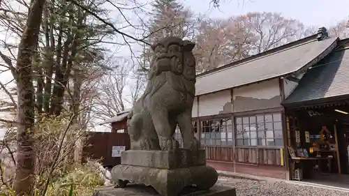 熊野皇大神社の狛犬