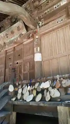 医王寺の本殿・本堂