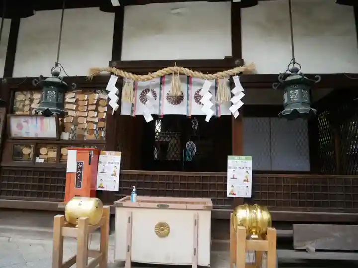 白峯神宮の本殿・本堂