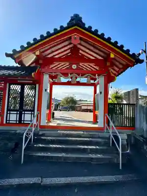 多治速比売神社の山門・神門