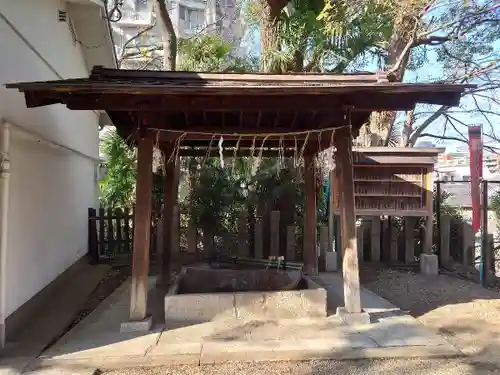 安居神社の手水