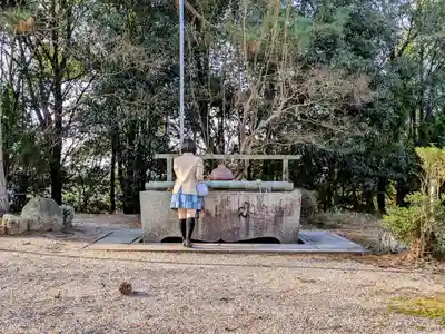 曽野稲荷神社の手水舎