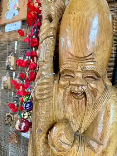 七重浜海津見神社の{uncategorized: "未分類", other: "その他", undefined: "問題あり", building: "その他建物", grave: "お墓", sacred_gate: "鳥居", guardian: "狛犬", statue: "像", buddha: "仏像", history: "歴史", nature: "自然", garden: "庭園", animal: "動物", pagoda: "塔", temizu: "手水舎", mountain_gate: "山門・神門", sanctuary: "本殿・本堂", subordinate: "末社・摂社", art: "芸術", scenery: "景色", jizo: "地蔵", ema: "絵馬", goshuin: "御朱印", omikuji: "おみくじ", items: "授与品その他", amulet: "お守り", goshuincho: "御朱印帳", eats: "食事", festival: "お祭り", votive_dance: "神楽", shichigosan: "七五三参", wedding: "結婚式", experience: "体験その他", initially: "初詣", around: "周辺", anti_infection: "感染症対策"}