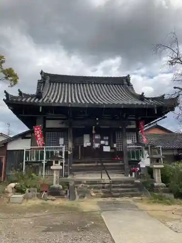 龍象寺の本殿・本堂