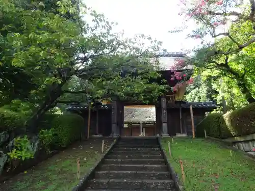 横浜　西方寺の山門・神門