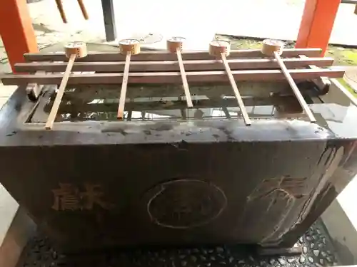 豊栄稲荷神社の手水舎