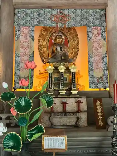 雲樹寺の{uncategorized: "未分類", other: "その他", undefined: "問題あり", building: "その他建物", grave: "お墓", sacred_gate: "鳥居", guardian: "狛犬", statue: "像", buddha: "仏像", history: "歴史", nature: "自然", garden: "庭園", animal: "動物", pagoda: "塔", temizu: "手水舎", mountain_gate: "山門・神門", sanctuary: "本殿・本堂", subordinate: "末社・摂社", art: "芸術", scenery: "景色", jizo: "地蔵", ema: "絵馬", goshuin: "御朱印", omikuji: "おみくじ", items: "授与品その他", amulet: "お守り", goshuincho: "御朱印帳", eats: "食事", festival: "お祭り", votive_dance: "神楽", shichigosan: "七五三参", wedding: "結婚式", experience: "体験その他", initially: "初詣", around: "周辺", anti_infection: "感染症対策"}