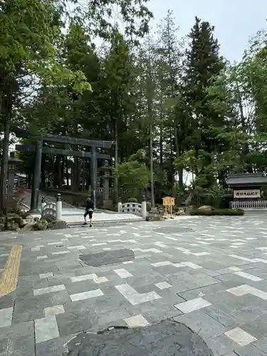 諏訪大社下社秋宮(長野県)