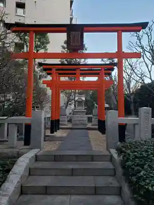 銀世界稲荷神社の鳥居