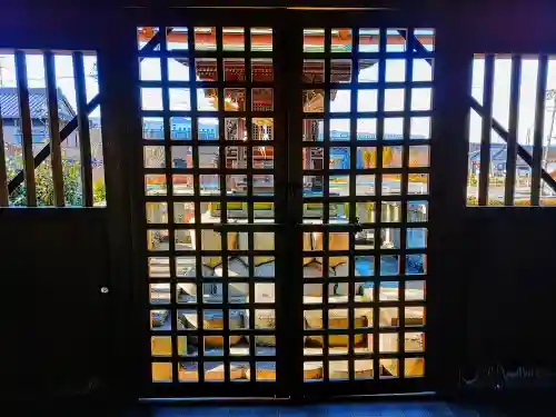 白山社（萩原町高松）の本殿・本堂