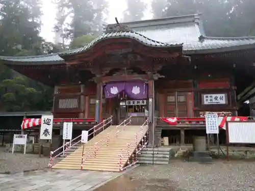 清澄寺の本殿・本堂