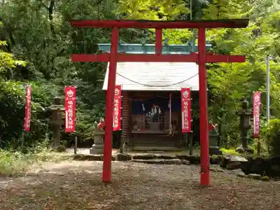 鳩吹稲荷神社の鳥居