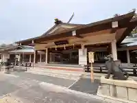三重縣護國神社の{uncategorized: "未分類", other: "その他", undefined: "問題あり", building: "その他建物", grave: "お墓", sacred_gate: "鳥居", guardian: "狛犬", statue: "像", buddha: "仏像", history: "歴史", nature: "自然", garden: "庭園", animal: "動物", pagoda: "塔", temizu: "手水舎", mountain_gate: "山門・神門", sanctuary: "本殿・本堂", subordinate: "末社・摂社", art: "芸術", scenery: "景色", jizo: "地蔵", ema: "絵馬", goshuin: "御朱印", omikuji: "おみくじ", items: "授与品その他", amulet: "お守り", goshuincho: "御朱印帳", eats: "食事", festival: "お祭り", votive_dance: "神楽", shichigosan: "七五三参", wedding: "結婚式", experience: "体験その他", initially: "初詣", around: "周辺", anti_infection: "感染症対策"}