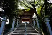 降松神社の山門・神門