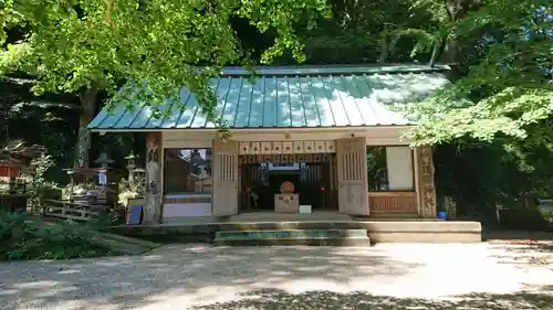 伊那下神社の本殿・本堂