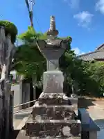 地蔵堂の塔