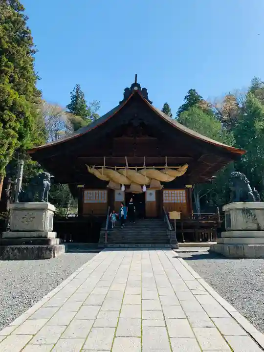 諏訪大社下社秋宮(長野県)