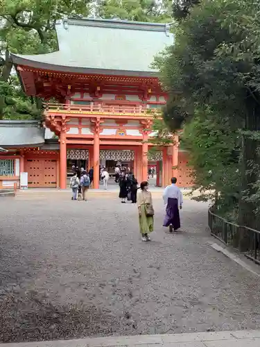 武蔵一宮氷川神社の山門・神門