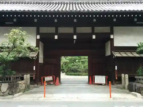菅原神社の山門・神門