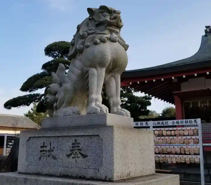 千勝神社の狛犬