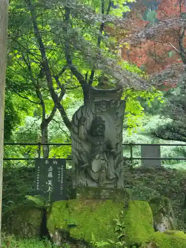 金剛山瑞峯寺(金剛不動尊) の仏像