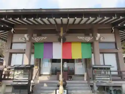 弥勒寺の本殿・本堂
