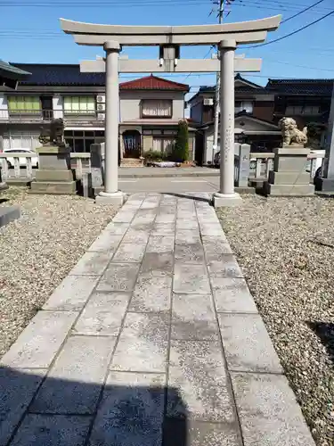 十二社神社の鳥居